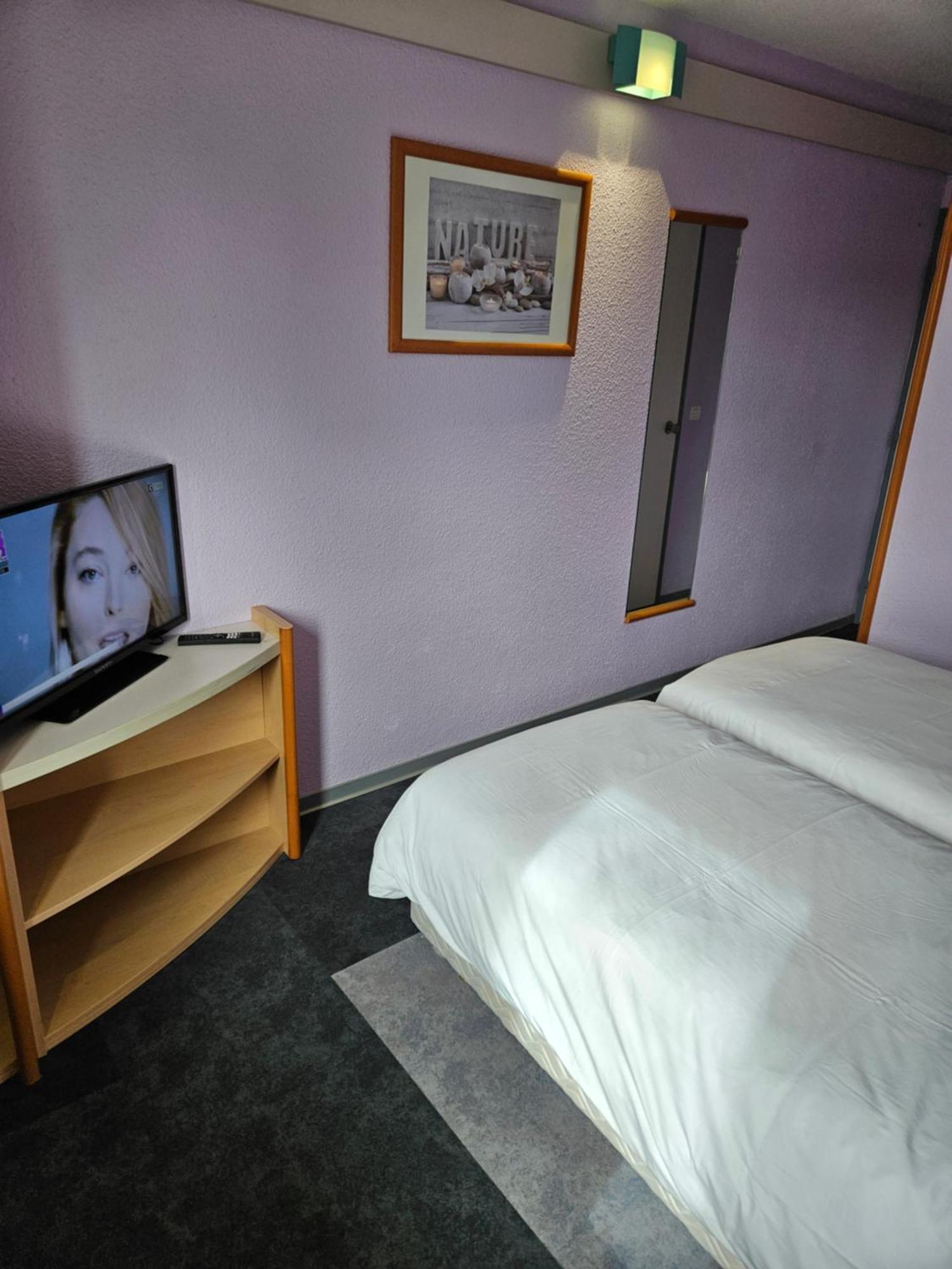 Villers-Cotterêts Hotel Bonanite מראה חיצוני תמונה